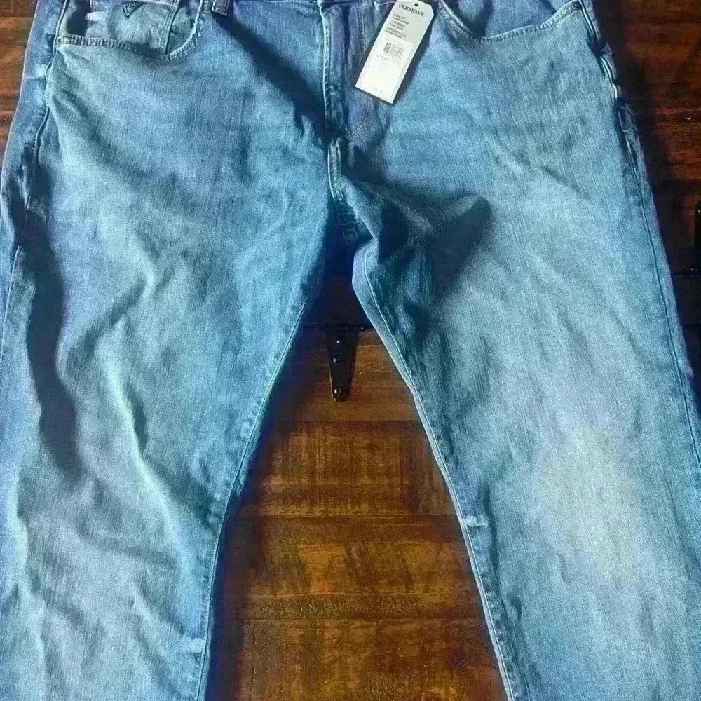 Men’s GUESS LOS ANGELES Jeans, Slim Fit,‎ Low Rise, Tapered Leg, 38x32 Denim NWT